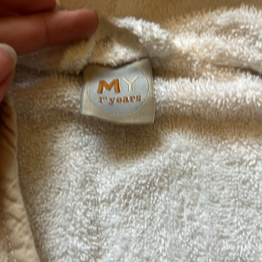 Monogrammed Bath Robe - Picture 4 of 4